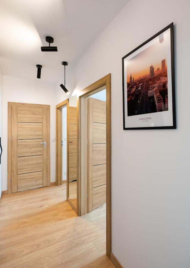 Wola Skwer Happy Apartment Varsavia Esterno foto